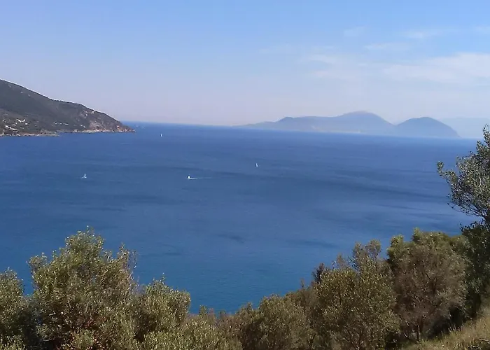 Rodi-poros Village