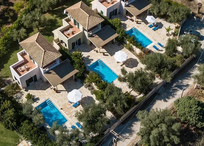 Villa Rodi-poros Village *
