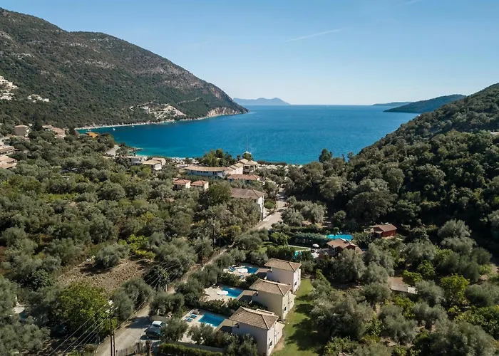 Rodi-poros Village